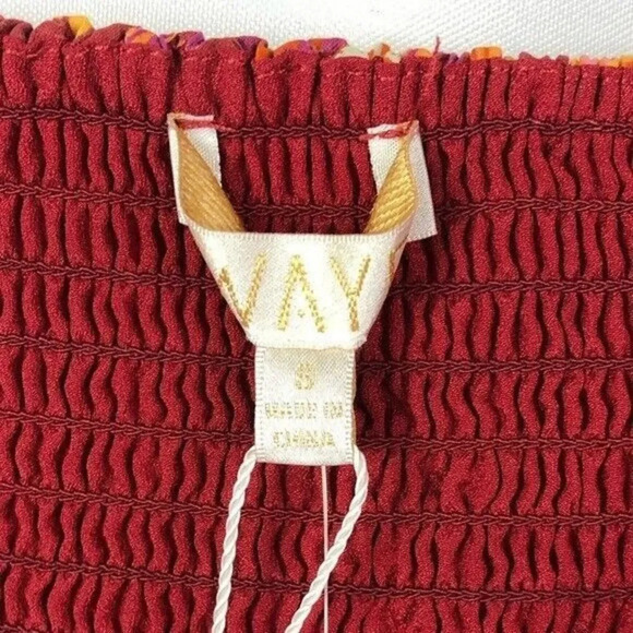 WAYF Shane Red Roses Off The Shoulder Cropped Long Sleeve Top S - Picture 3 of 3